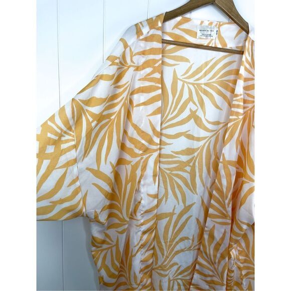 Maison du Soir Magnolia Luxe Robe (Beachly) Size XL-2XL Plus - Picture 4 of 9